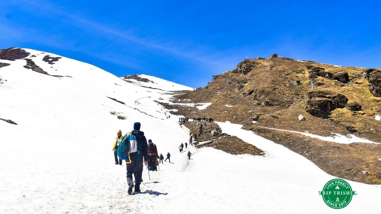 Dayara Bugyal Trek